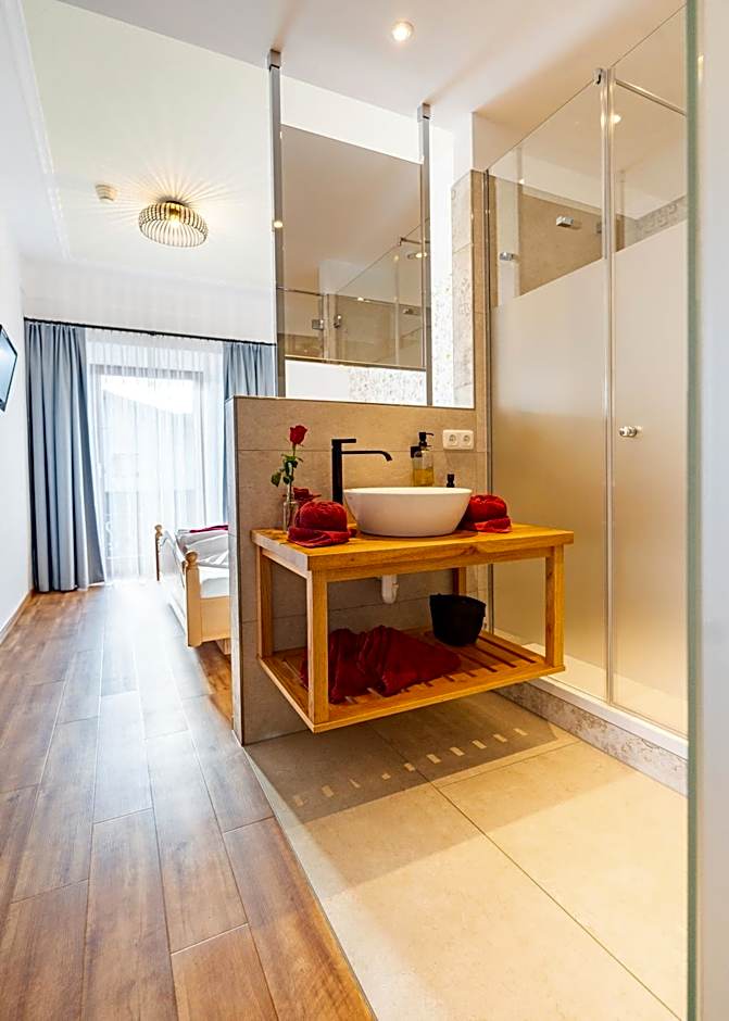 Photo 1 of 1 of Romantic Suite