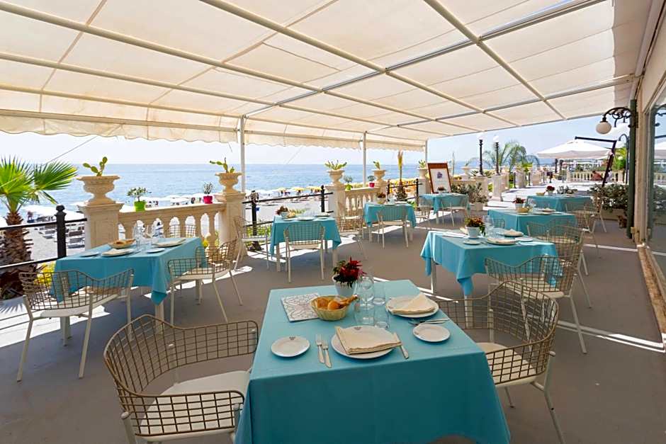 Hellenia Yachting Hotel & SPA