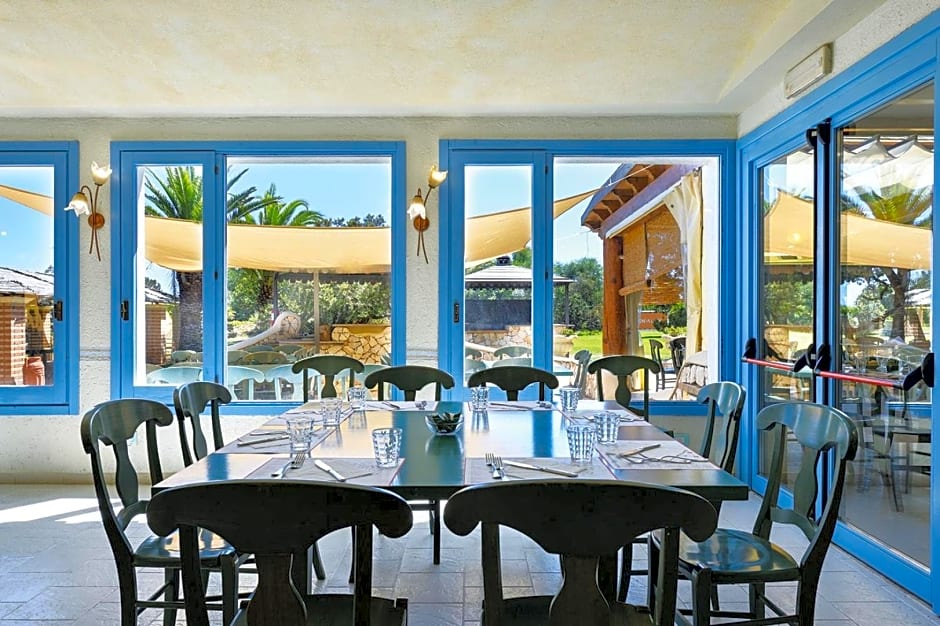 Colostrai Hotel Club