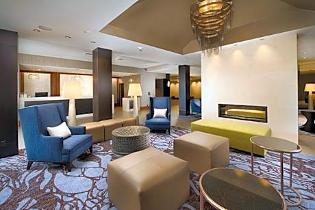Skybridge Seattle Airport Hotel