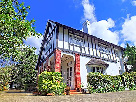 Royal Kalaw Hills Resort