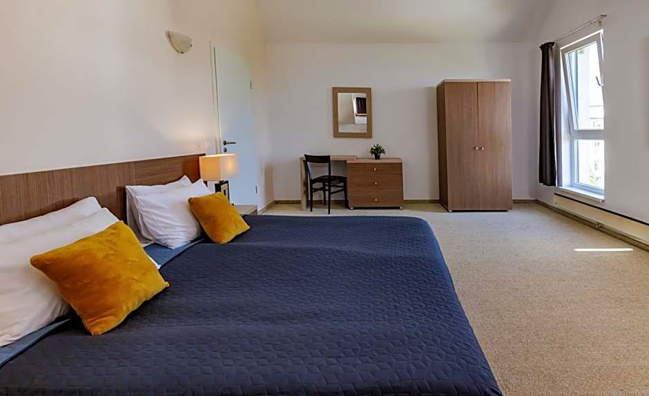 Photo 1 of 11 of 2 Bedroom Apartment