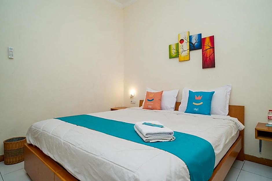 Sans Hotel FiFFa Pisang Kipas Malang