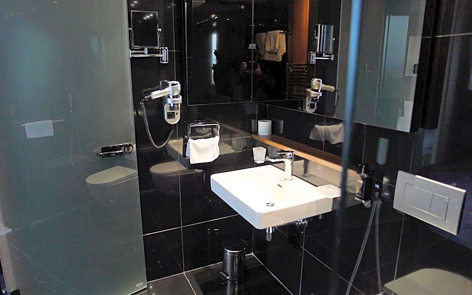 Ambasador Hotel