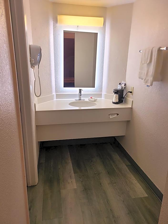 La Quinta Inn & Suites by Wyndham Farmington