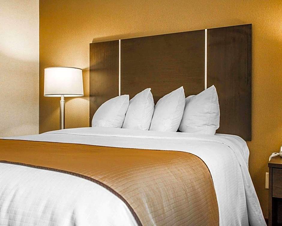 Quality Inn & Suites South Portland