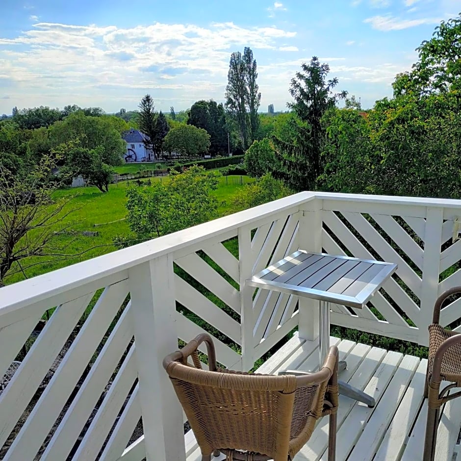 BELYSIUM Bed & Breakfast Panzió