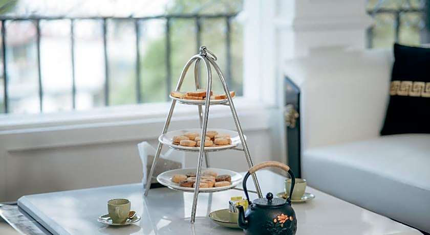 The West Gate Posada by Summit