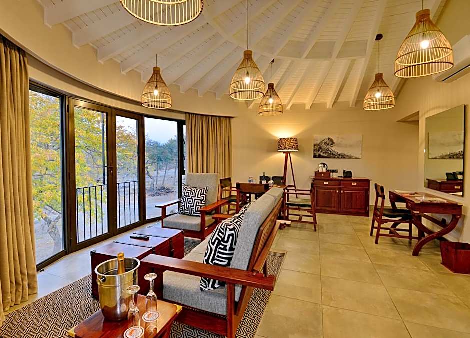 Hwange Safari Lodge