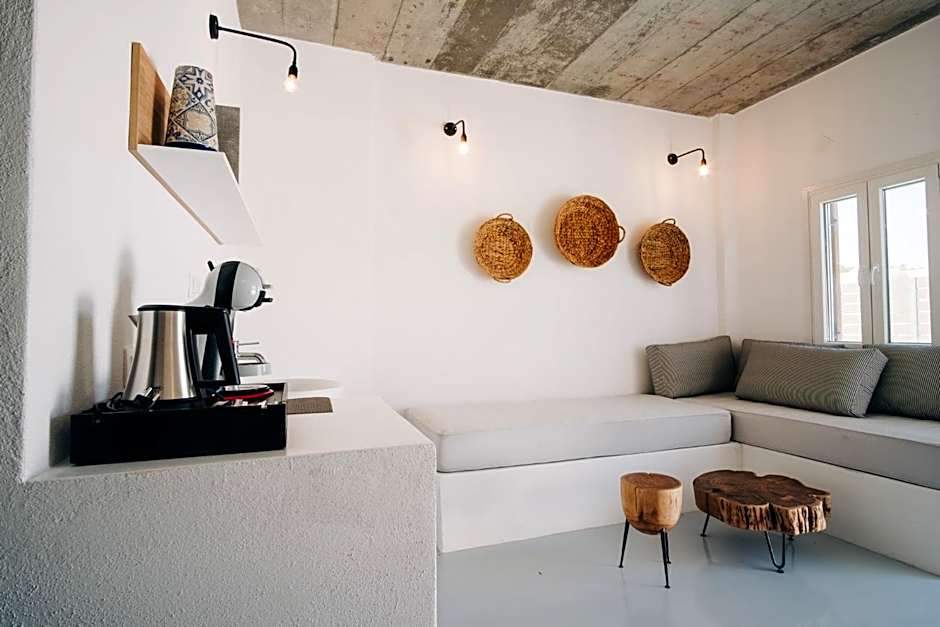 Mesanto Luxury Suites