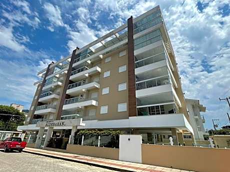 Cód 157 - Apartamento a apenas 100 metros do mar!