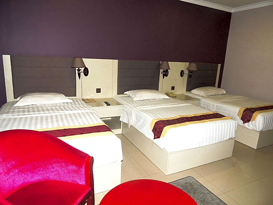 Tilko Jaffna City Hotel