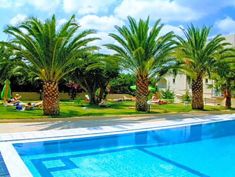 Theoni Apartments