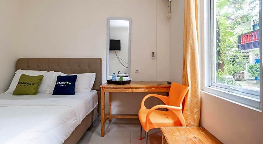 Urbanview Hotel Minongga Pondok Labu by RedDoorz