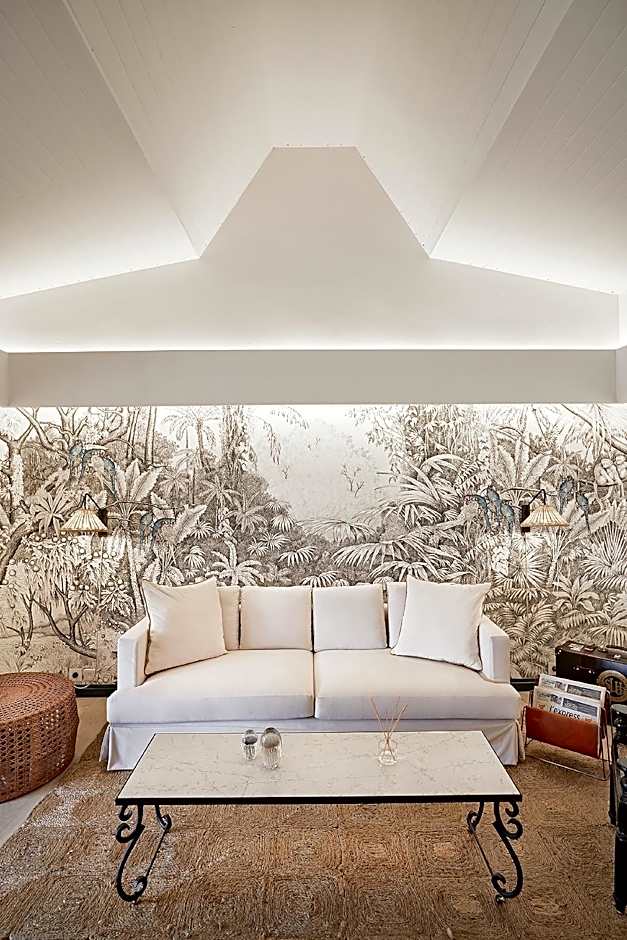 Paradise Cove Boutique Hotel