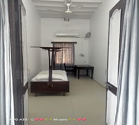 Single Shared Bathroom