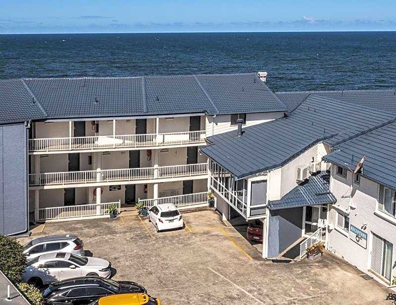 Ocean Front at The Entrance