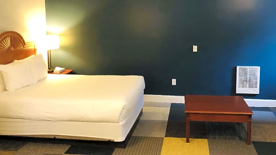 Rose Garden Inn – Berkeley, CA