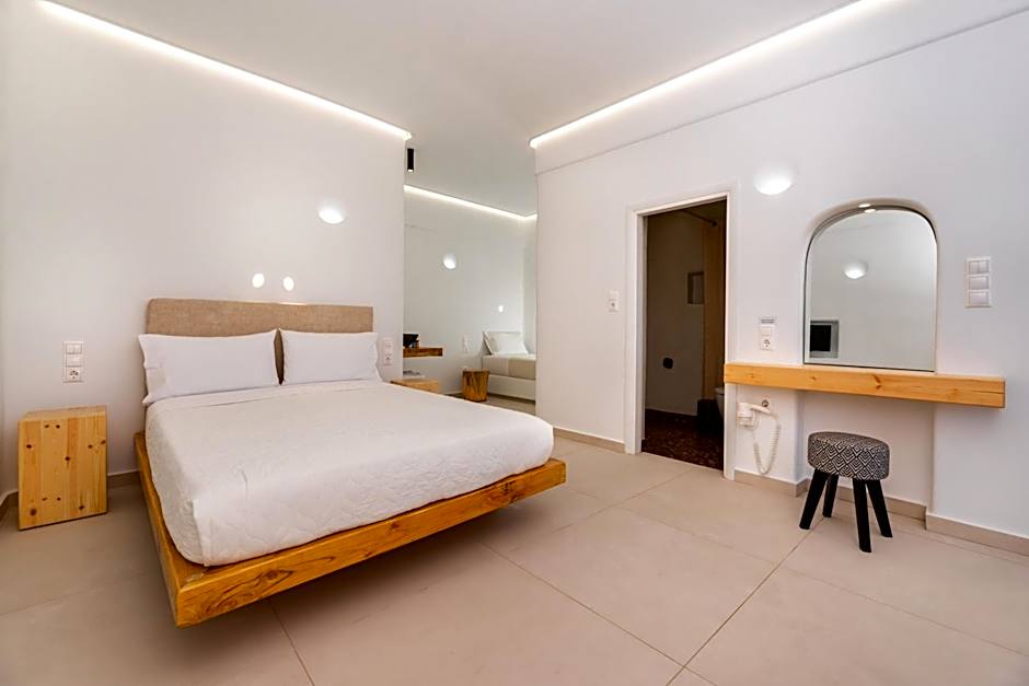 Hotel Thira