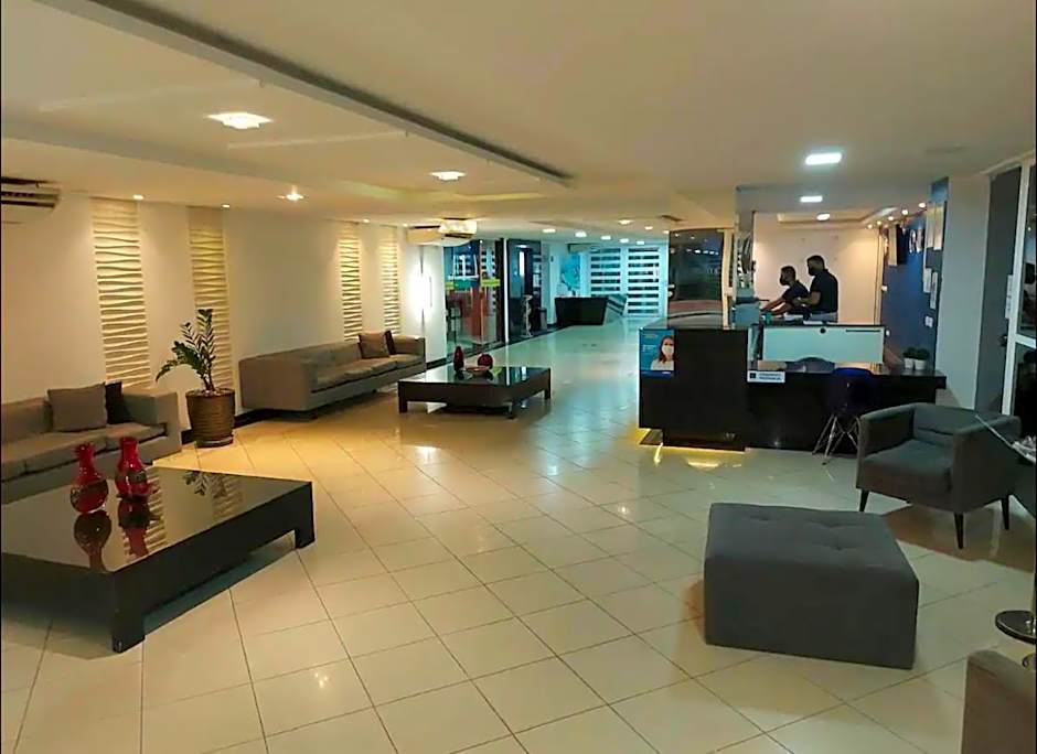 Confortável flat em frente à praia de Tambaú