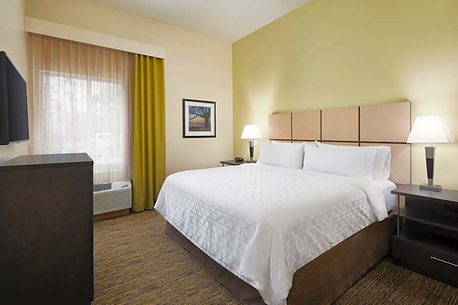 Candlewood Suites Valdosta Mall By IHG