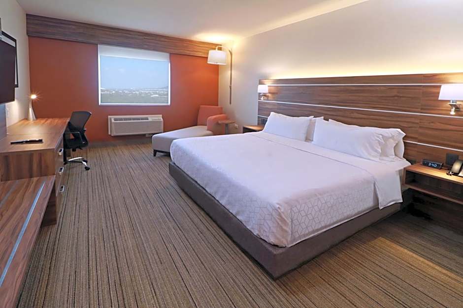 Holiday Inn Express - Monterrey - Fundidora By IHG