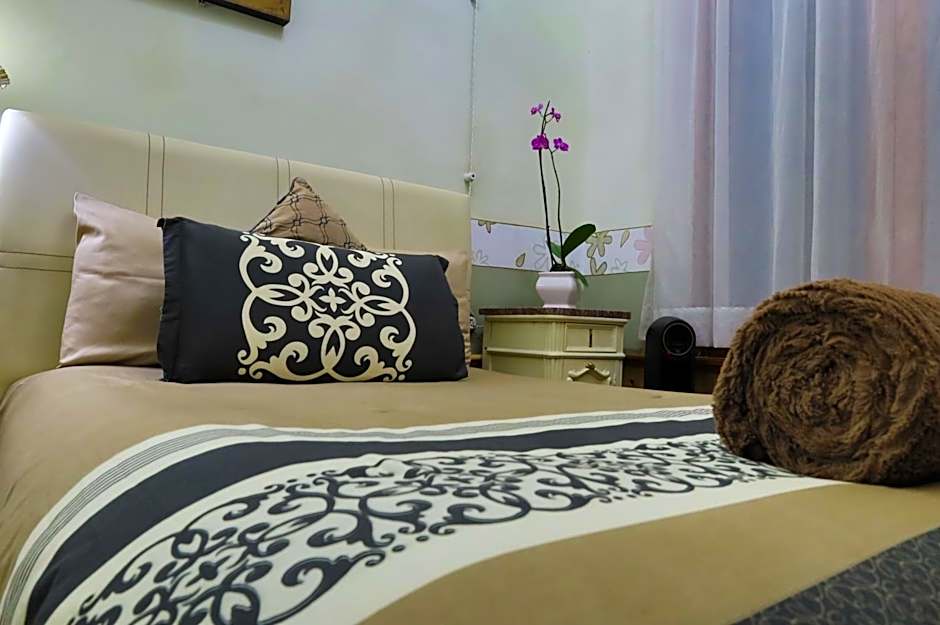 Azcami Boutique Hotel