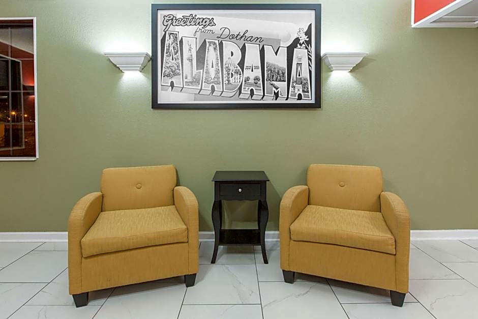 Super 8 by Wyndham Dothan