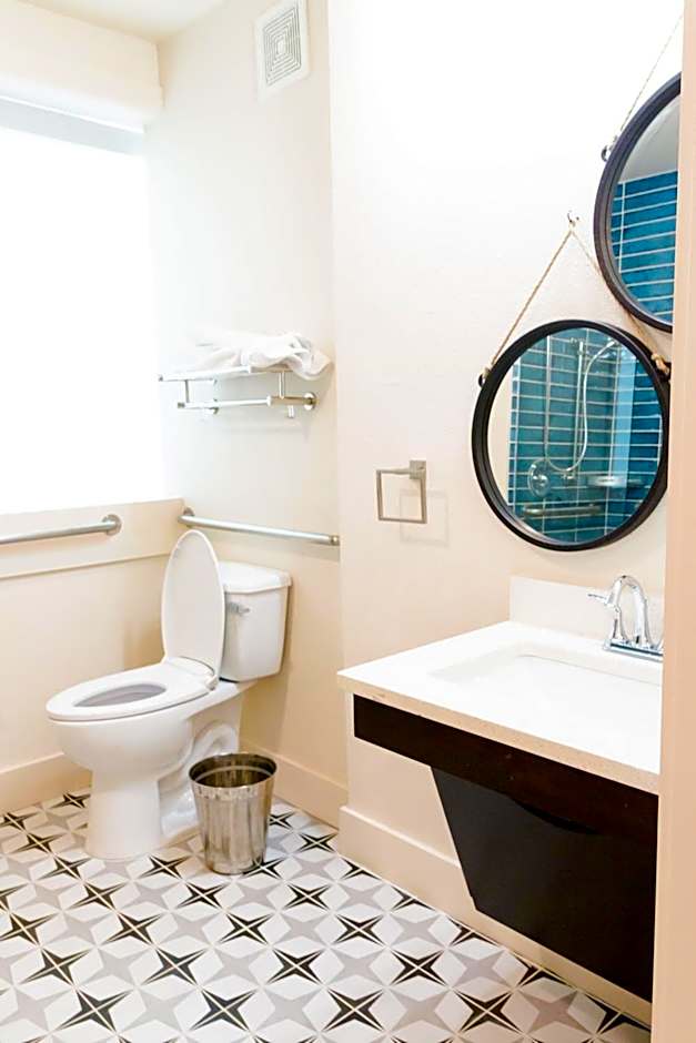 The Bishop Arts Hotel by Qresorts