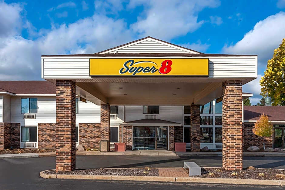 Super 8 by Wyndham Wausau