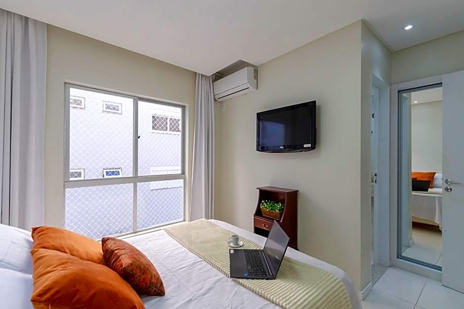 Apartamento pé na areia – 1 min da Praia Central