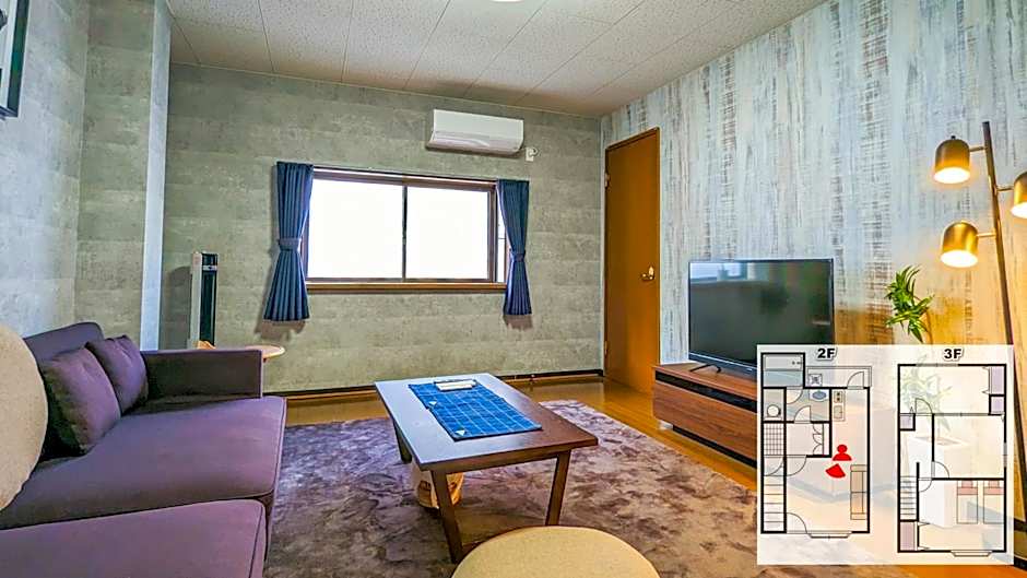 3 Bedrooms & LivingRoom! Direct KIX & Namba & Umeda access! DoumoTengachaya DT02