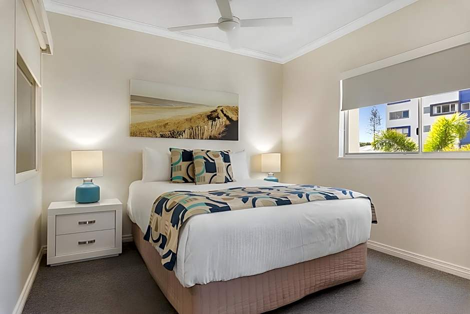 Photo 1 of 9 of 1 Bedroom Apartment, Partial Ocean View