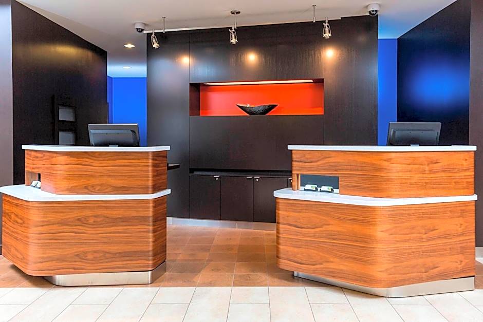 Courtyard by Marriott Bismarck North