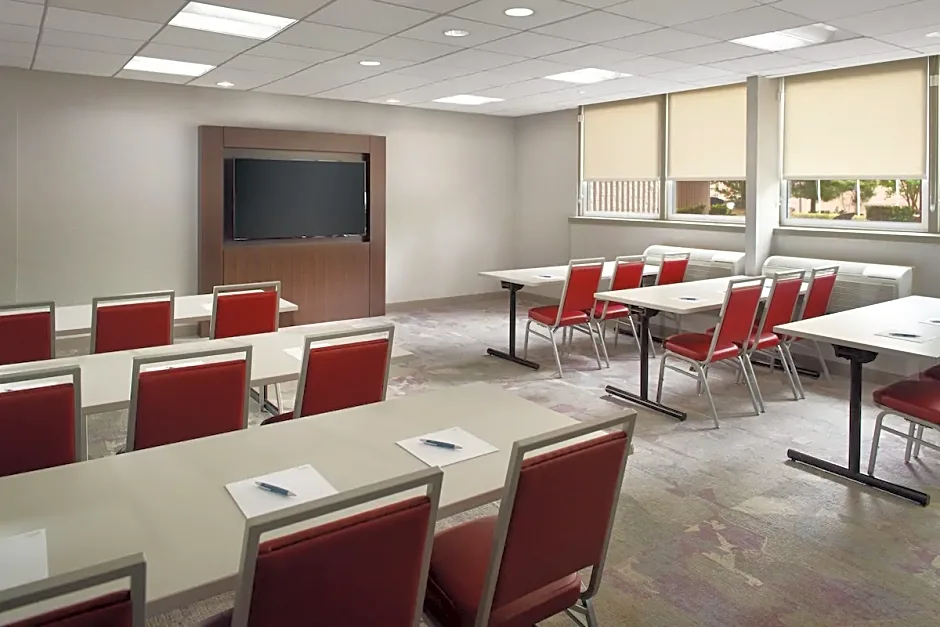 Four Points by Sheraton Charlotte
