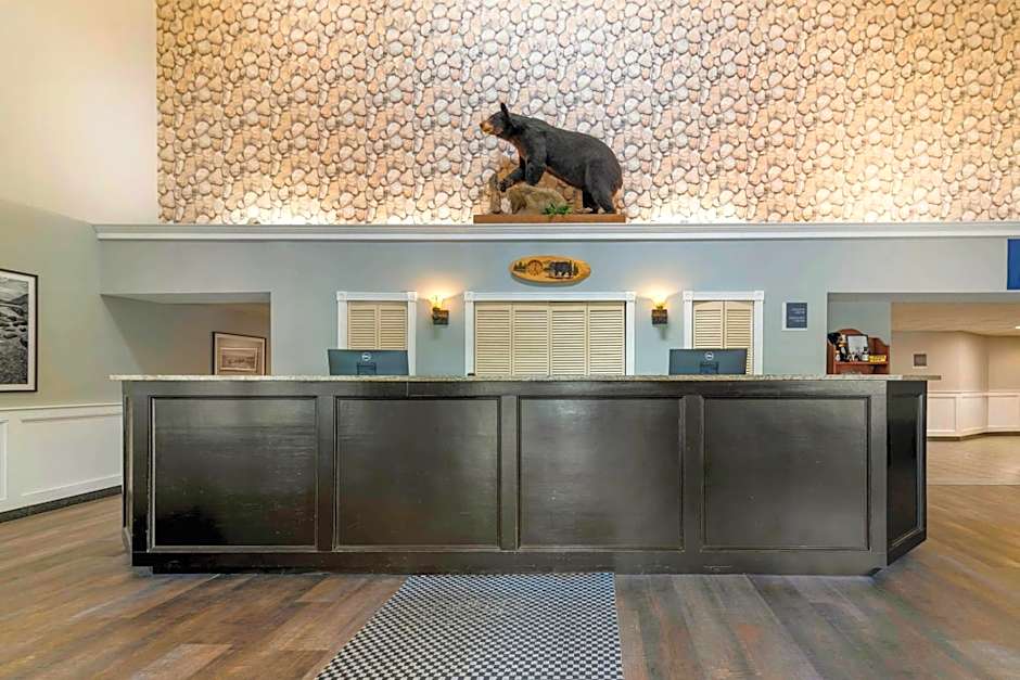 Black Bear Inn, an Ascend Collection Hotel