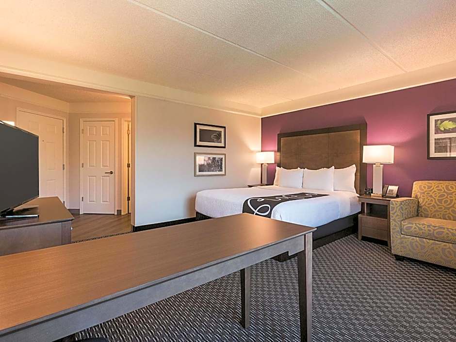 La Quinta Inn & Suites by Wyndham Atlanta Alpharetta