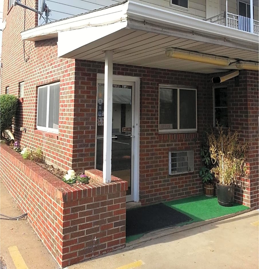 Americas Best Value Inn Avenel Woodbridge