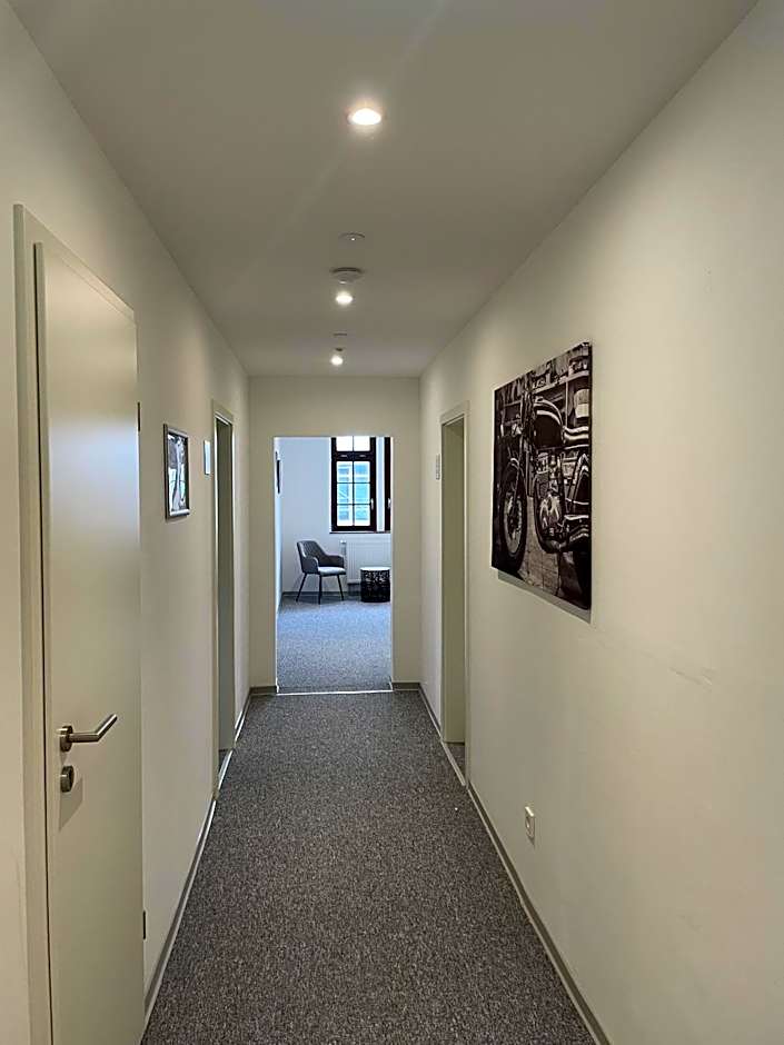 Hotel-am-Bahnhof Stuttgart-Ditzingen