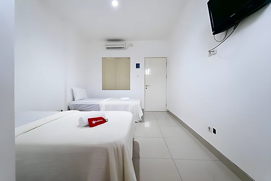 KoolKost near Ragunan Zoo