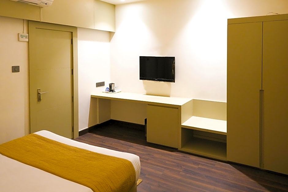 The Wallflower Hotel