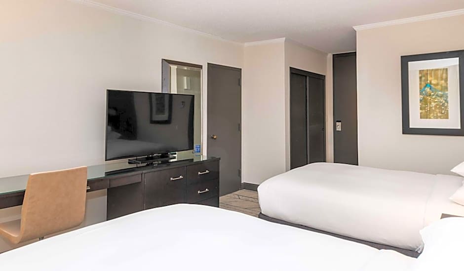 DoubleTree by Hilton Newark Penn Station, NJ