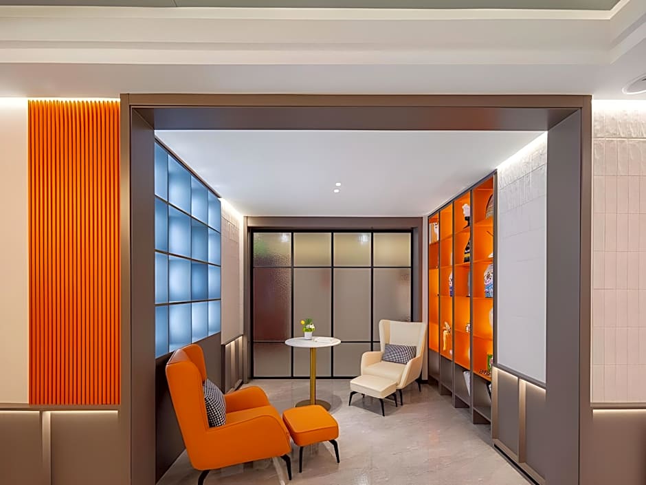 TULIP LODJ Apartment Hotel Wuhan Fanhai CBD Hankou Railway Station