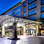 Holiday Inn Hotel & Suites Warren by IHG