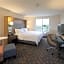 Holiday Inn & Suites - Detroit - Troy, an IHG Hotel