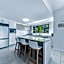 Airlie Summit Apartments