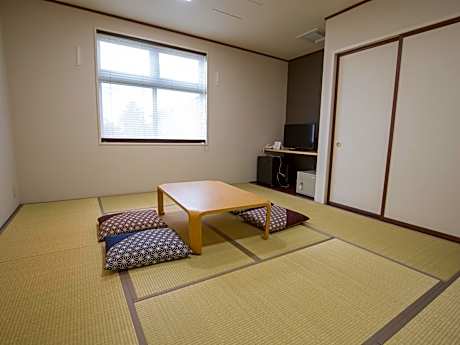 Japanese-Style Room