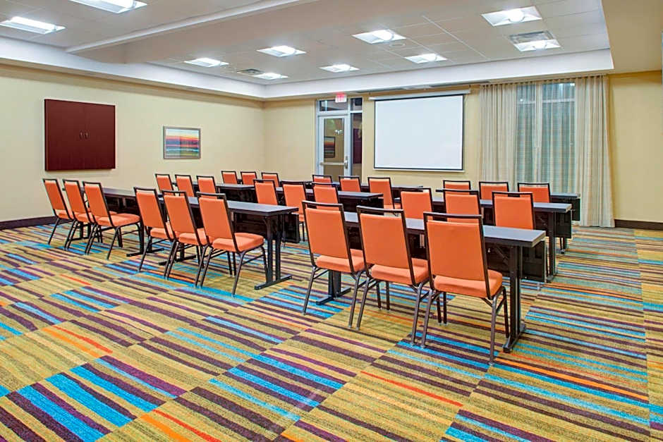 Fairfield Inn & Suites by Marriott Bakersfield North/Airport