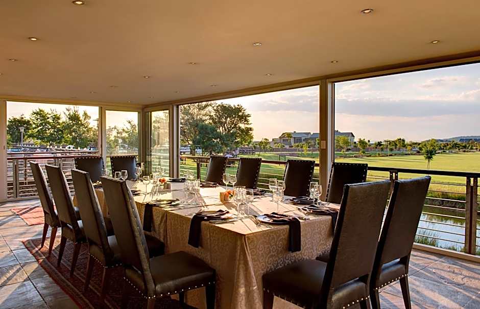 Riboville Boutique Hotel And Restaurant