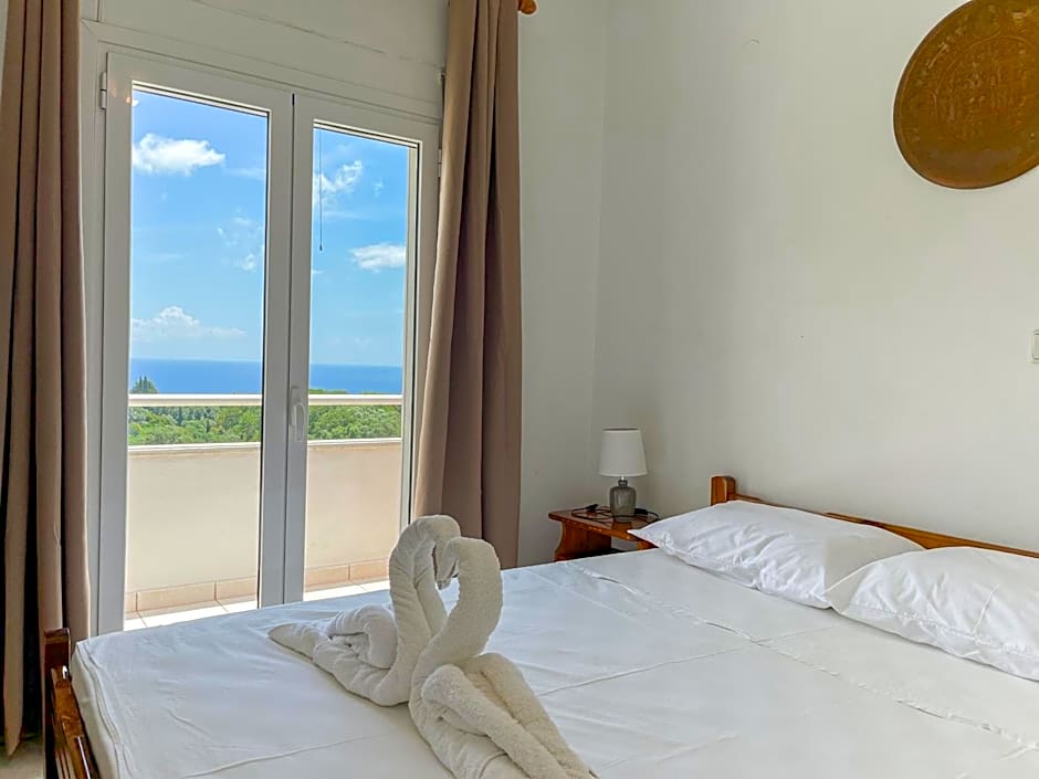 Amazona Apartments and Studios